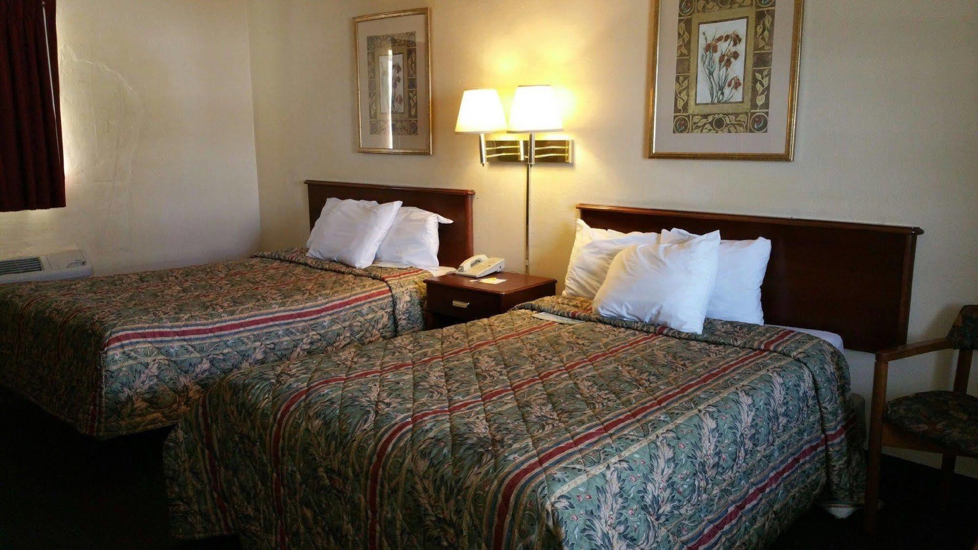 Best Budget Inn Tell City Экстерьер фото